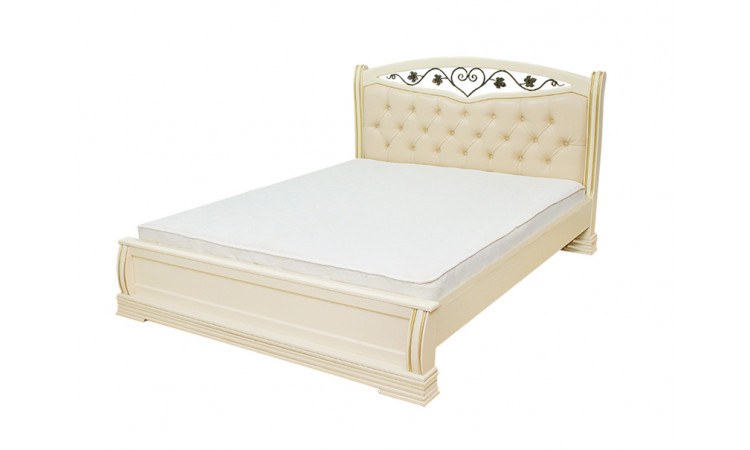 Кровать Сиена с ковкой из массива березы